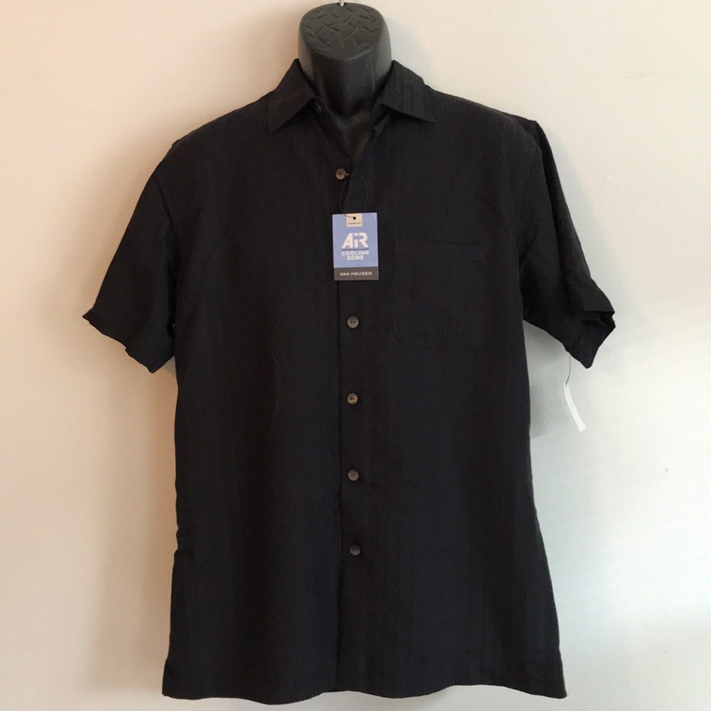 Van Heusen black button up. Classic Fit Medium